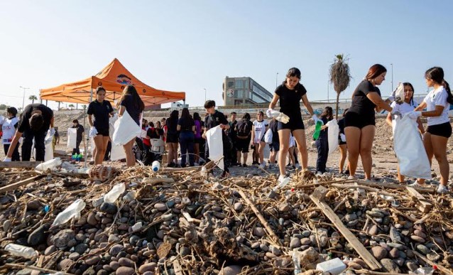 Más de 500 personas sacaron 20 toneladas de basura del Chinchorro
