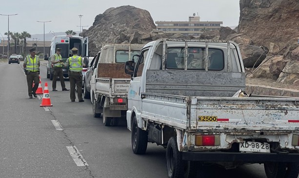 Este jueves Carabineros inició servicios especiales por el fin de semana largo