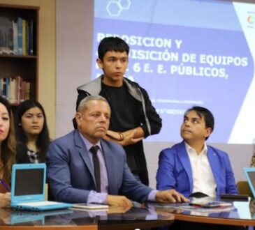 Liceo A 5 Jovina Naranjo en paro y Comisión Educación del Core sesionó para abordar graves carencias 