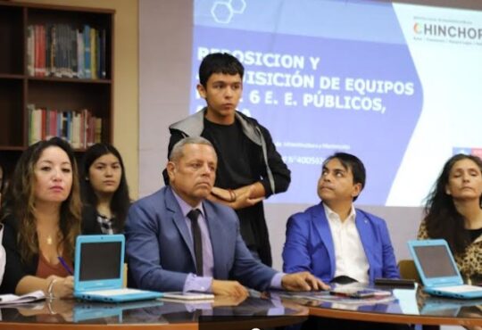 Liceo A 5 Jovina Naranjo en paro y Comisión Educación del Core sesionó para abordar graves carencias 