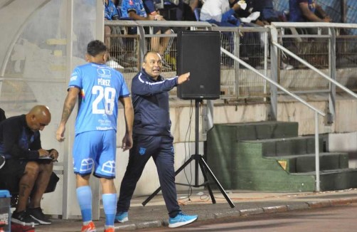 Este lunes podría caer el segundo técnico en la Primera B: Víctor Barría de San Marcos de Arica