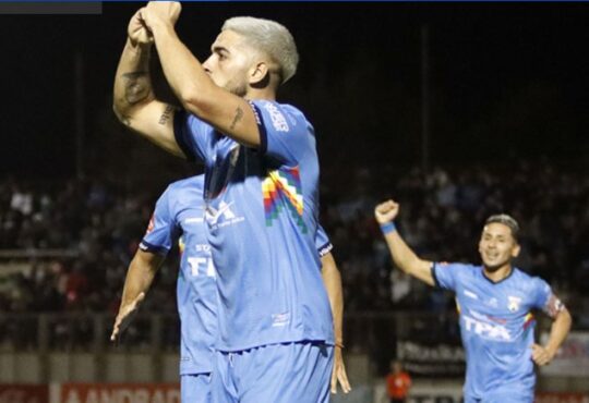 Sufrida victoria de San Marcos ante San Luis en el Carlos Dittborn