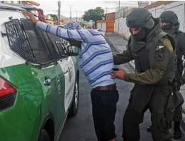 Centauro de Carabineros la pesadilla de los narcos: Capturado portaba tobillera de libertad vigilada