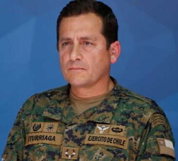 General Iturriaga relevó dos altos mandos de la Sexta División de Ejército