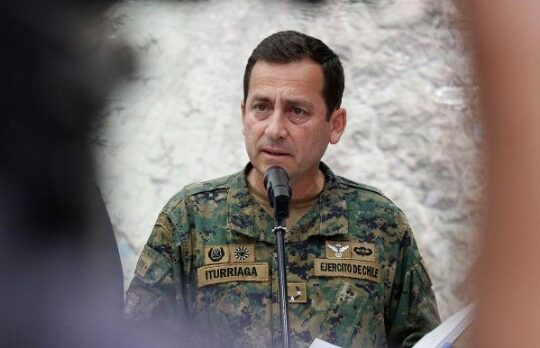 Gobierno anunció continuidad del comandante en jefe del Ejército tras reunión con Boric