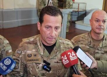 General Iturriaga en visita a Arica relevó de sus cargos a mandos directos de soldado fallecido