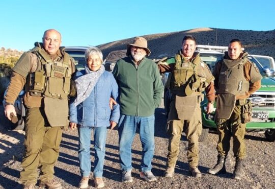Pareja de turistas ancianos rescatada por Carabineros en el altiplano de Arica