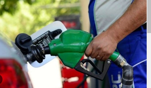 Fuerte baja del precio de la bencina: Lo que disminuirá el valor de las gasolinas este jueves