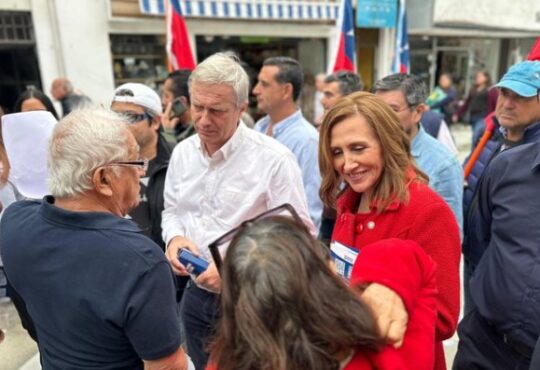 Kast apoyó en Arica a las candidatas republicanas a la alcaldía y a la gobernación regional