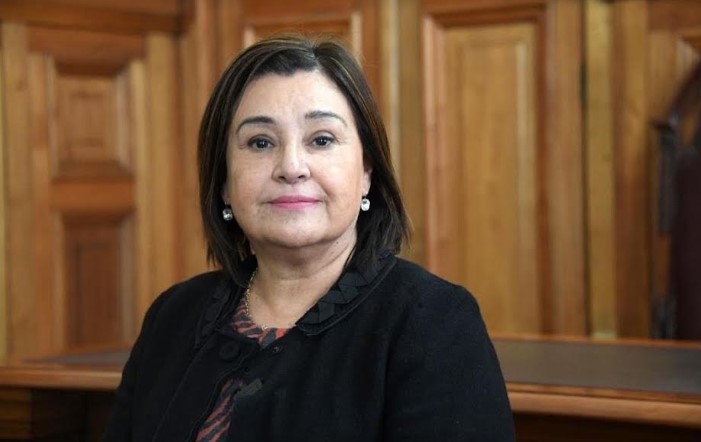 Ministra en visita ordenó la exhumación en Arica del cuerpo del soldado Franco Vargas