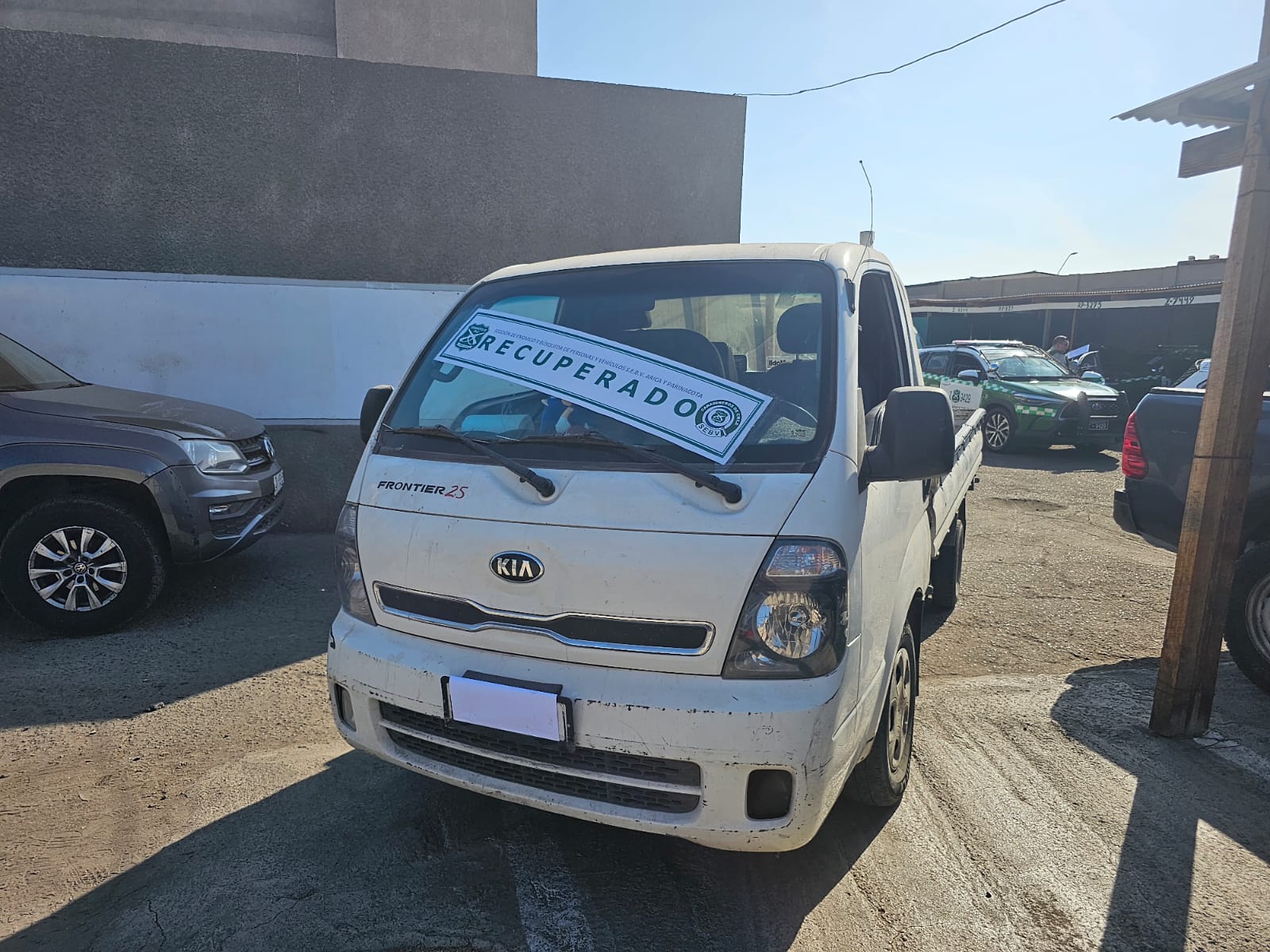 Demoró meses en falsificar patente a Porter robada y Carabineros lo capturó en un minuto