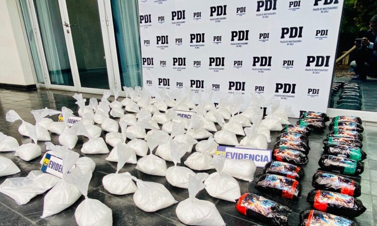 Venezolanos y colombianos tenían a Caleta Vitor como terminal marítimo de la ketamina