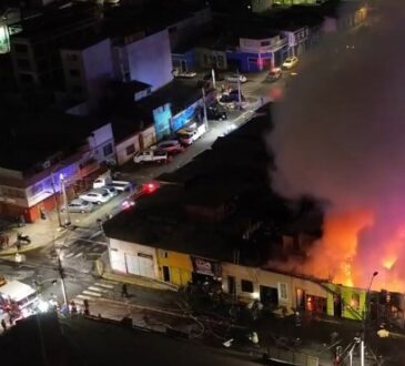 Tragedia en Iquique: Incendio deja dos muertos y seis casas quemadas