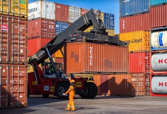 Carga regional en Puerto Arica continúa al alza en primeros 7 meses 