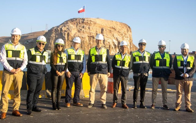 Ministro de Transportes valoró la creciente actividad alcanzada por el puerto local