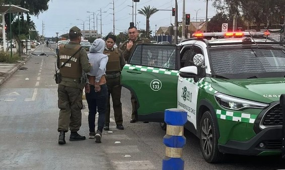 Alguien te mira: Cámara de Televigilancia delató a ladrona de batería 