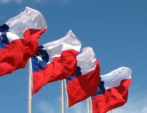 Atentos: El 18 y 19 la bandera al tope para evitar multas hasta de 5 UTM