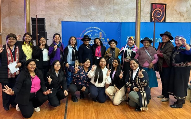 “Partería Andina” reunió a mujeres indígenas en el ex Casino Municipal