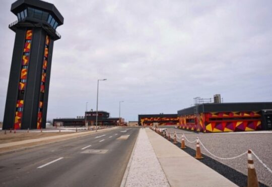 Ministra anunció obras del Aeropuerto Chacalluta de Arica por US$80 millones