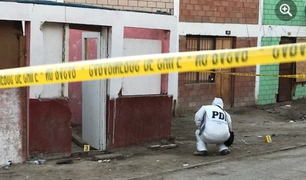 En el hospital de Arica formalizaron a colombiano que asesinó a dos venezolanos en Cerro Chuño