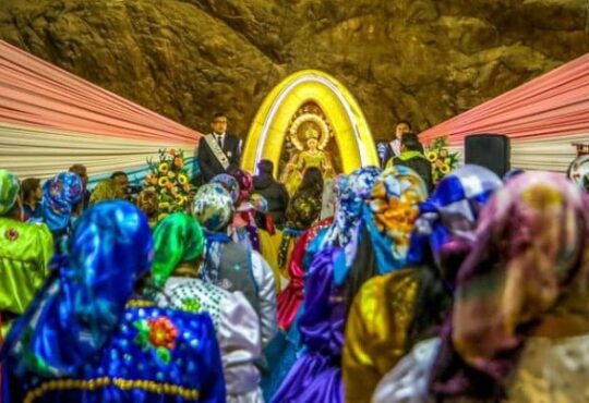 Miles de peregrinos ya se encuentran en el Santuario de las Peñas de Arica