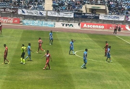 Ni en la despedida como local frente al colista ganó San Marcos de Arica