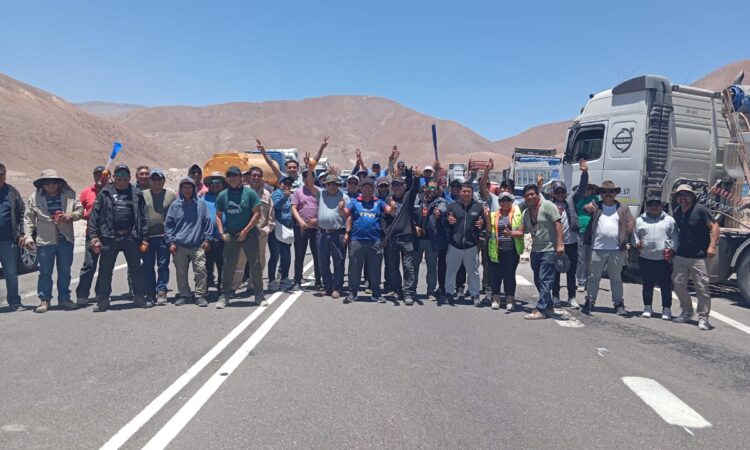 Trabajadores de Quiborax levantaron el bloqueo de la ruta internacional a Bolivia