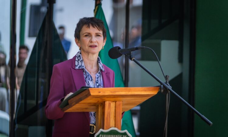 Ministra Tohá inauguró en Arica primer Centro de Especialidades de Carabineros único en Chile