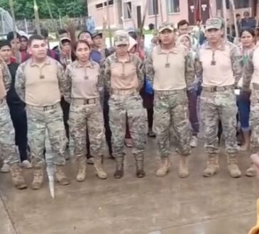 Crisis en Bolivia: Seguidores de Evo Morales tienen como rehenes a 200 efectivos militares