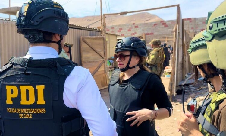 No hay plazo que no se cumpla: Comenzó demolición de las 146 casas de Cerro Chuño