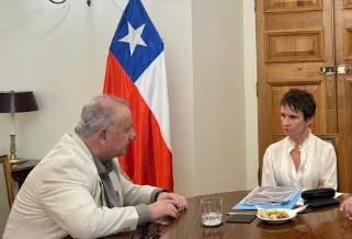 Senador pide máxima alerta por ingreso de ex militares venezolanos por la frontera en Arica