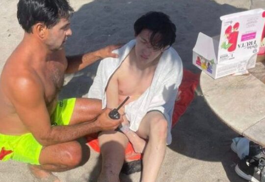 Primer boliviano de la temporada rescatado en playa El Laucho