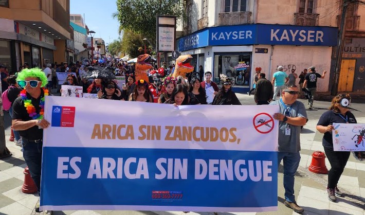 Con pasacalle educativo Arica se unió contra el zancudo Aedes aegypti