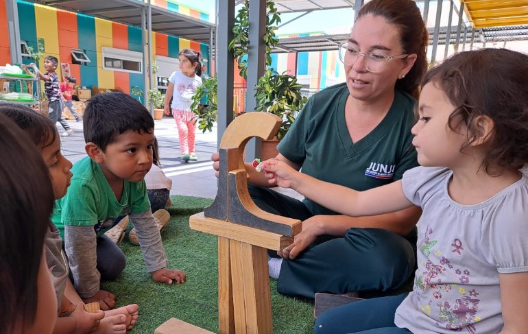 Últimos días: JUNJI invita a postular a salas cuna y jardines infantiles en Arica