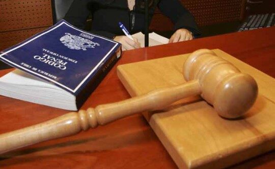 Presidio perpetuo para sujeto que abusó sexualmente a su hija bajo amenazas