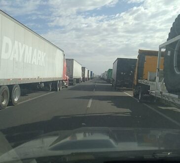 Camioneros de Arica y Parinacota exigen exoneración de multas aduaneras de Perú