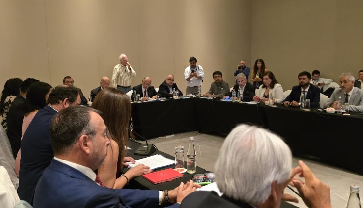 Comisión de RR. EE. del Senado abordó en Arica temas pendientes con Perú y Bolivia