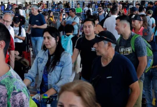 Gremios industriales de macrozona norte exigen urgente restitución de vuelos interregionales