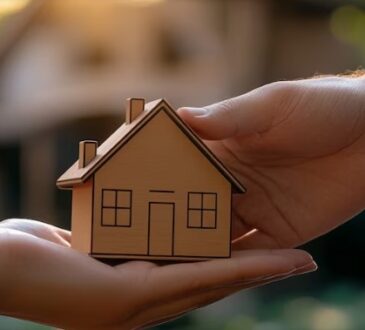 Hasta con concesiones mineras estafan a pobladores sin casa