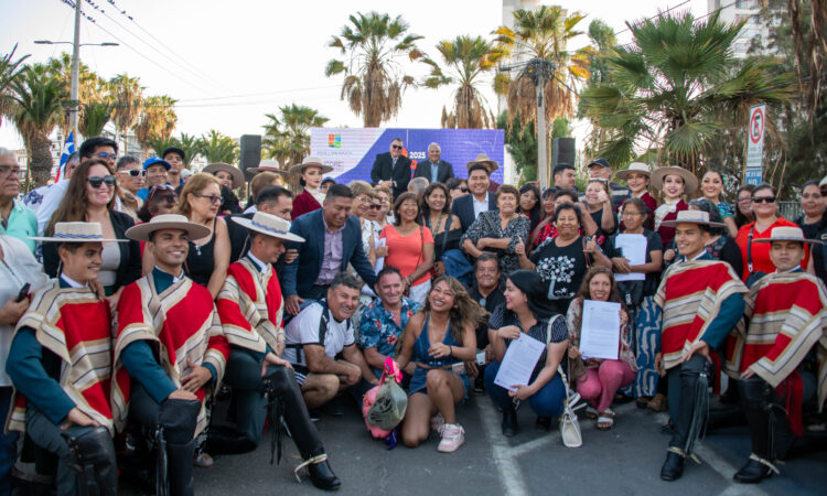 Gore dispuso más de 4 mil millones para concursos comunitarios FNDR del 2025