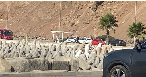 Una joven aun no identificada se lanzó desde el Morro con su mascota