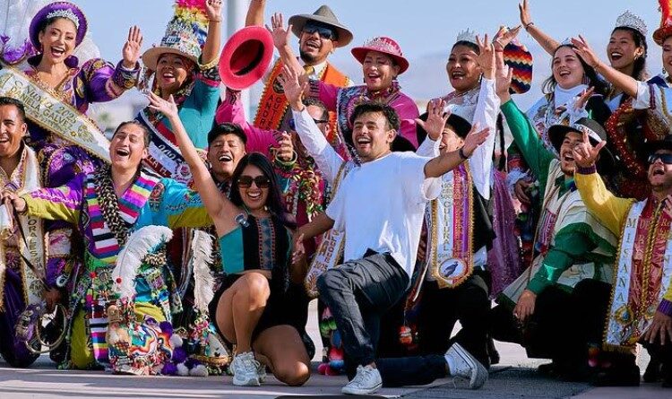 Influencers bajo el embrujo del Carnaval de Arica