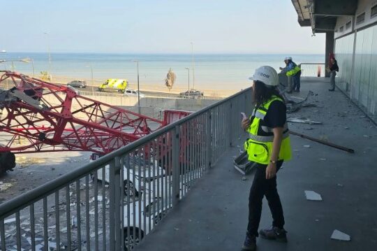 A un mes del accidente este lunes comienza el retiro de la grúa que cayó en el Strip Center