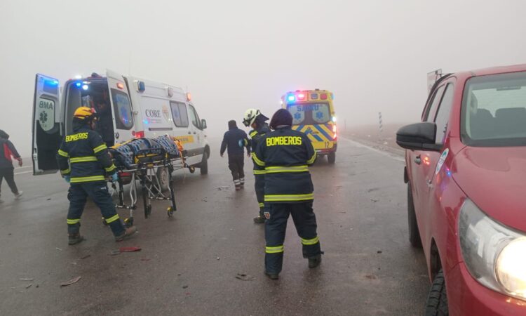 Mal tiempo y neblina provocó triple en choque en ruta internacional a Bolivia