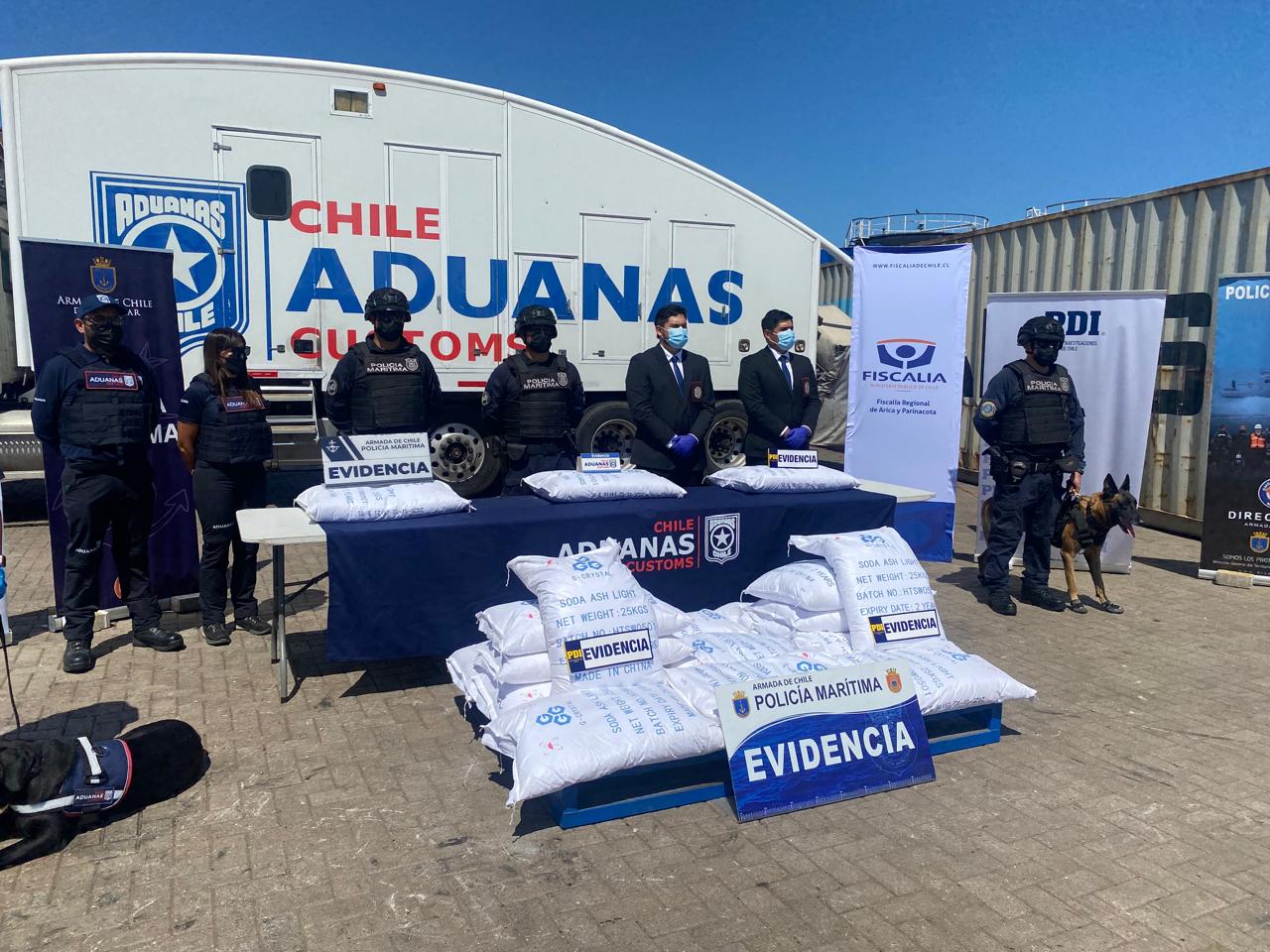 Autoridades de Arica resaltan labor mancomunada en decomiso de sustancias químicas