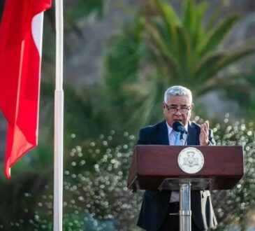 Alcalde Vargas pide a los ariqueños que se vacunen contra el Covid