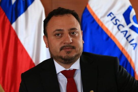 Fiscal de Arica Mario Carrera pedirá 12 extradiciones: “Los vamos a detener donde estén”