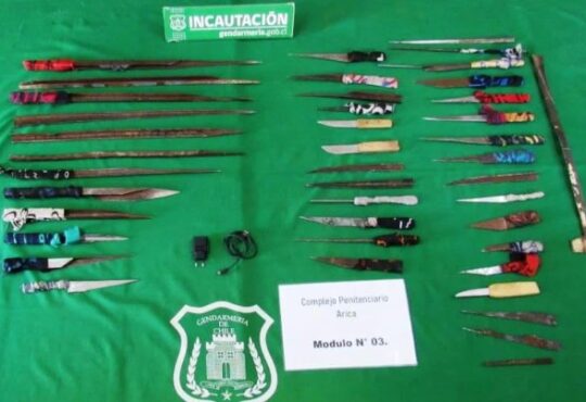 Gendarmería realizó en Arica operativo de registro y allanamiento y hubo sorpresas