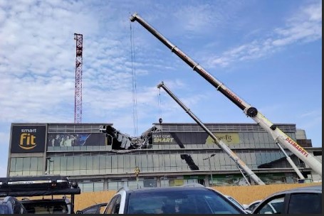 Retiraron la grúa desde el lugar de la tragedia del Strip Center