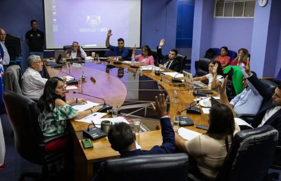 Auditoría externa a ejecución presupuestaria del ex alcalde Espíndola